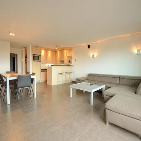 On Belgian Coast With Sea View, Cleaning Included Appartement